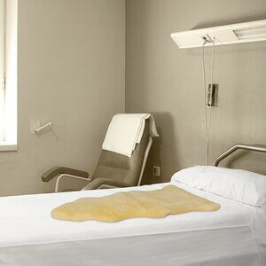 Natural Medical Classic Sheepskin Single Pelt | 1-Piece | Cornsilk | 24"x36"